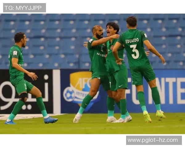 中超精彩对决AC米兰大胜多特蒙德帽子戏法引爆全场激情